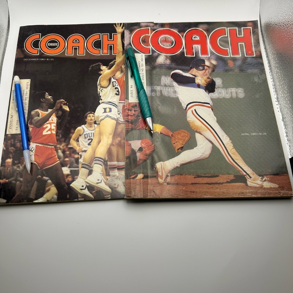 Vintage Coach Magazine Lot